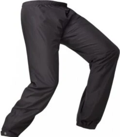 AGU GO Regenbroek Essential Unisex - Zwart - XL - Dames & Heren - Waterdicht & Ademend 23 AGU GO Regenbroek Essential Unisex - Zwart - XL - Dames & Heren - Waterdicht & Ademend -Kampeeruitrusting 1047x1200 2