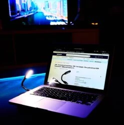 LED - Toetsenbord Verlichting - USB - Lees Lampje - Voor Gebruik Met USB Powerbank - USB Poort Laptop Etc. -Kampeeruitrusting 1195x1200 22