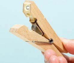 Kikkerland Houten Leeslampje - Zaklampje - Sfeerlampje -Kampeeruitrusting 1200x1026 2