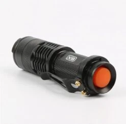 XIB Militaire Mini Zaklamp – 3 Standen – Zoom – Waterproof - 900 Lumen -Kampeeruitrusting 1200x1178 7