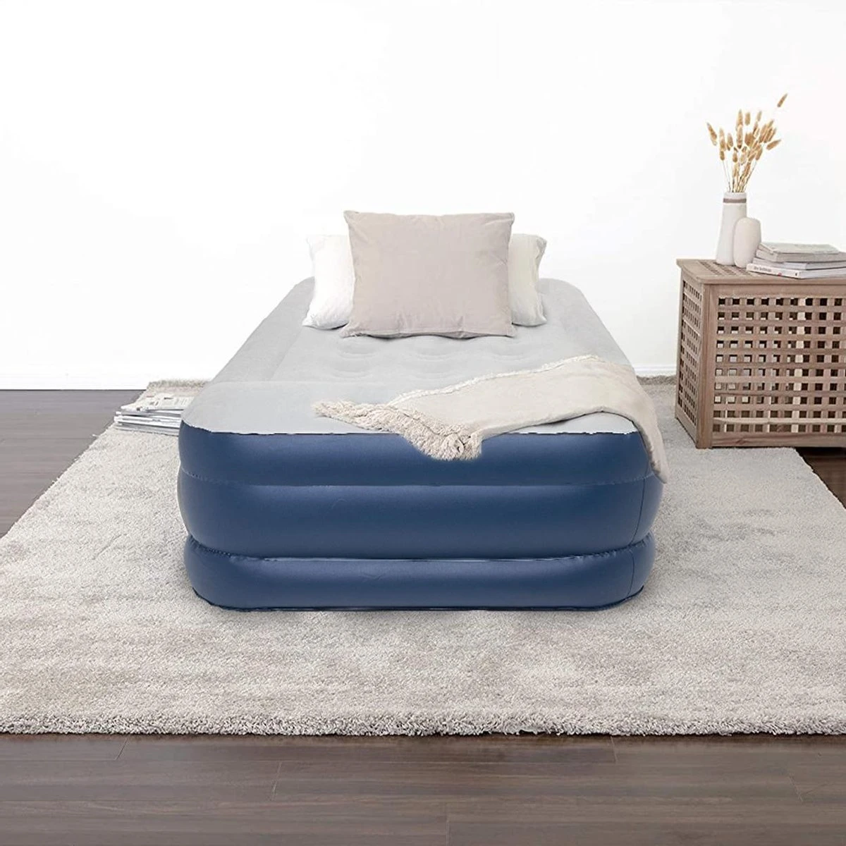 LifeGoods Luchtbed - 1 Persoons - Met Ingebouwde Pomp - Incl. Draagtas En Reparatiekit 10 LifeGoods Luchtbed - 1 Persoons - Met Ingebouwde Pomp - Incl. Draagtas En Reparatiekit - Afbeelding 10