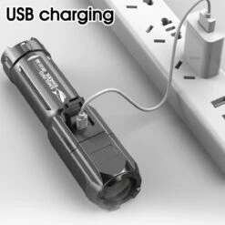 Merkloos Smiling Shark 622a Telescopische Oplaadbare LED Zaklamp - 700lm - Sterk Licht - Oplaadbaar Via USB - 1200mAh - Zwart 21 Merkloos Smiling Shark 622a Telescopische Oplaadbare LED Zaklamp - 700lm - Sterk Licht - Oplaadbaar Via USB - 1200mAh - Zwart -Kampeeruitrusting 1200x1200 1481