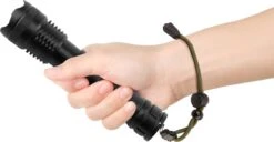 Zaklamp Led Oplaadbaar - Sterke 5000 MAh Batterij - 2000 Lumen - 5 Lichtmodi - USB - Zoom - 1 Jaar Garantie -Kampeeruitrusting 1200x623 3