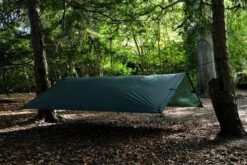 Tarp 3x3 – Olive Green -Kampeeruitrusting 1200x800 145