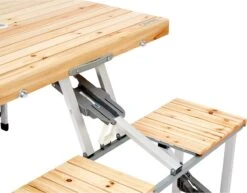 CAMPZ Fir Wood Picknicktafel, Bruin/grijs 13 CAMPZ Fir Wood Picknicktafel, Bruin/grijs -Kampeeruitrusting 1200x937 1