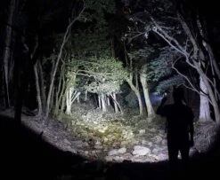 Led Zaklamp Met Zoomfunctie Tactical Superbeam - Militaire Zaklamp -Kampeeruitrusting 1200x988 10