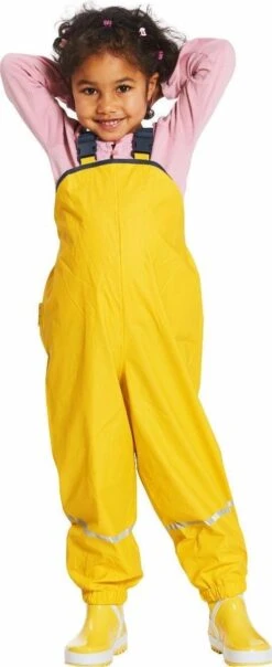 Playshoes Regenbroek Met Bretels Kinderen - Geel - Maat 104 -Kampeeruitrusting 491x1200 2