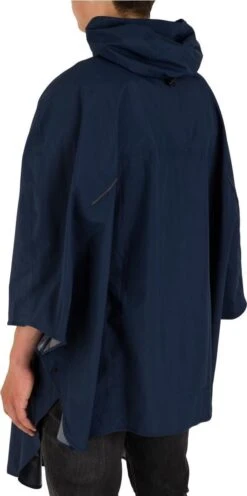 AGU Grant Regenponcho Essential Unisex - Navy Blauw - One Size - Dames & Heren - Waterdicht & Ademend -Kampeeruitrusting 597x1200 3