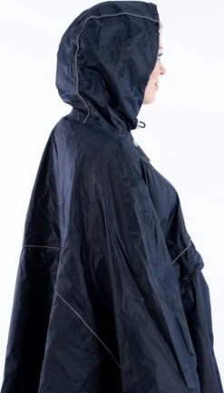 Ralka Poncho - Blauw - Volwassenen -Kampeeruitrusting 684x1200