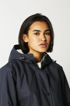 America Today Janice Teddy - Dames Regenjas - Maat M -Kampeeruitrusting 800x1200 25