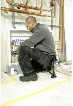 Walkstool - 3-Poots Krukje - Comfort 55 Cm - Verstelbaar - Zwart -Kampeeruitrusting 824x1200